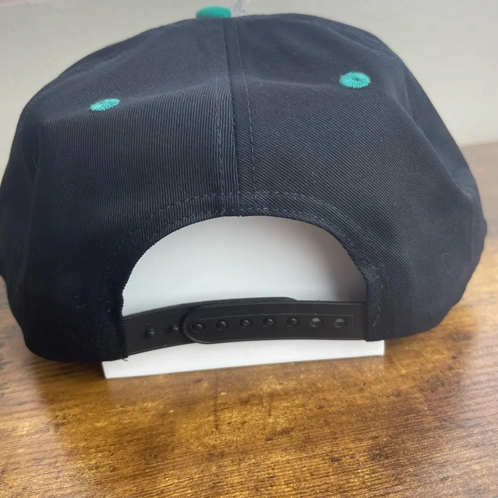 Vancouver Grizzlies adidas NBA Hardwood Classics Snapback Cap Hat New One Size